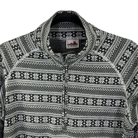 KAVU Longsleeved Knit Snowflake Pattern 1/4 Zip Base Layer Size L - Picture 3 of 8
